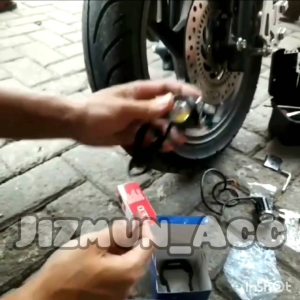 Breket Kolong Vario 160 & Foglam Vario 160: Cara Menggunakan Lampu Tembak D2 Laser