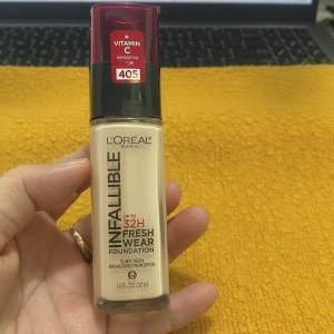 [Made in U.S.A] Kem nền L’Oréal số 405 -  L’Oréal 𝑰𝒏𝒇𝒂𝒍𝒍𝒊𝒃𝒍𝒆 32𝑯 𝑭𝒓𝒆𝒔𝒉 𝑾𝒆𝒂𝒓 𝑭𝒐𝒖𝒏𝒅𝒂𝒕𝒊𝒐𝒏. 30𝒎𝒍