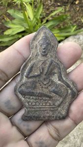 พระนางเพชรกลับ กรุเขาพนมเพลิงสุโขทัย เนื้อชินเงิน