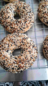 Everything Bagels 4 pcs. (100g./pc) เบเกลหน้ารวมชุด 4 ชิ้น (100g./ ชิ้น) #6