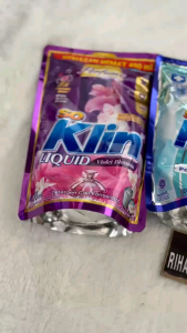 100% ORI 2 pcs Soklin Liquid 400ml : Rahasia Pakaian Selalu Wangi Segar