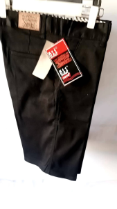 Celana Pendek Chinos Cowok Dewasa: Pilihan Terbaik untuk Penampilan Harian