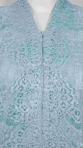 Kebaya Encim Brokat Lengan Panjang: Elegan & Tradisional