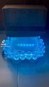 Đài sen vuông đổi màu sắc nhiều kích thước đế pha lê để tượng phật để tượng quan âm - Phật Di Lặc Có điều khiển từ xa