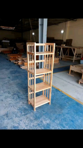 kệ sách 4 tầng sâu 28 ngang 38 cao 120 cm gỗ cao su đã thông qua xử lý tẩm sấy chống mối mọt bền chịu nước đẹp và thoáng dễ thao tác tháo rời. tốt hơn gỗ thông và Mdf