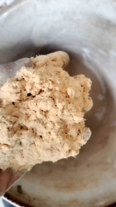 ขี้เลื่อย ผงขี้เลื่อย ขี้เลื่อยสำหรับฝังสัตว์เลี้ยงในกระถาง ขี้เลื่อย 1กิโล ใช้กำจัดเศษอาหารทำปุ๋ย ขี้เลื่อยในการทำความสะอาดมูลสัตว์