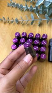 น็อตล้อรถยนต์ เบอร์15 เกลียว1.25 น็อตล้อProject u ได้พร้อมบล็อกขันน็อตล้อ งานเหล็ก มีคุณภาพ ได้มาตรฐาน ส่งไว