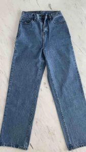 กางเกงผู้หญิง กางเกงยีนส์เอวสูง ทรงกระบอก Classic Blue Jeans