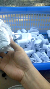 80 ชุด กลีบอัดดอกไม้จันทน์ขาวโอโม่ หรือ ขาวปอนด์ ขนาด 8ซ.ม