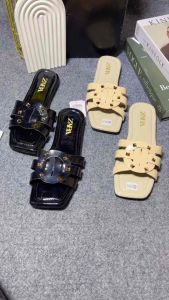 Sandal Selop Zara Flat Donat Piramida Glossy Sandal Wanita Kekinian Kode SM03