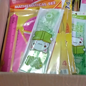 Pengantar Penggunaan Alat Matematika Butterfly & Penggaris 4 Pcs