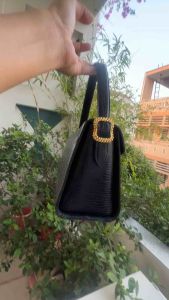 Túi 2hand xách tay có dây đeo vai dáng mini nhà Ungaroo của Pháp -T491