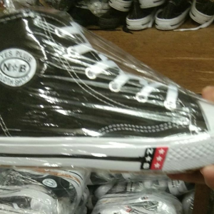 SEPATU IMPORT NB BOT SOL KARET KUNING ANAK SEKOLAH TERLARIS