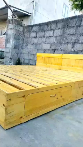 giường học kéo bích kính 4 góc. kèm đầu giường và sơn như hình