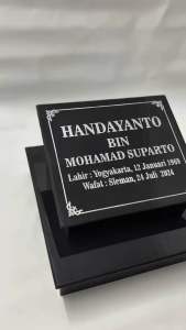 KEPALA BATU NISAN TYPE (C) UKURAN 30x40cm