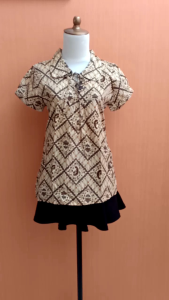 atasan wanita cream batik BEBE cewek M lengan pendek blouse kerja kuliah berkerah