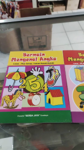 Bermain mengenal angka untuk Play Group dan TK