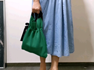 DaVee | Woven shoulder bag Green bucket bag draw string handbag