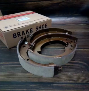 ML587659 Brake Shoe L300 Diesel - Kuda / Kampas Rem Belakang Mitsubishi