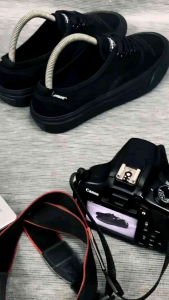 Sepatu Appearstm - Sepatu Pria dan Wanita - Sneakers - Human Independent Full Black