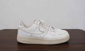 Fama Shoe Care | Unyellowing 100Ml-Bonus Sarung Tangan+Sikat Detailing|Pembersih Noda Kuning Midsole Outsole