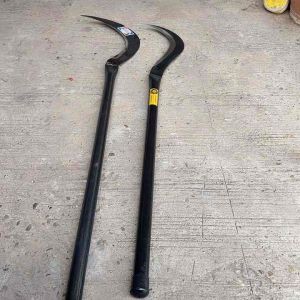 มีดขอ เหล็กอรัญญิก ยาว 88ซม. แป๊ป 1นิ้ว มีดดายหญ้า มีด กดเลือกแบบด้านล่าง