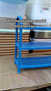 Rak sepatu sandal plastik susun 3 berdiri / tempat alas kaki