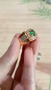 CINCIN LAKI-LAKI BATU GREEN TOPOZ ASLI NATURAL