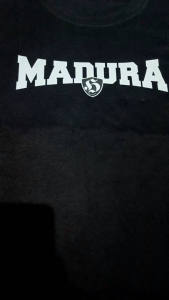 T-SHIRT KAOS MADURA UNITED OFFENDER