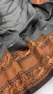 PURE BANARASI COPPER ZARI WEAVING STUNNING BLACK COLOUR SAREE WITH HEAVY BROCADE BLOUSE