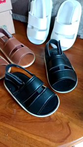 sandal anak laki-laki umur 1-2 tahun/sepatu anak cewek lucu sendal anak bunyi cit-cit