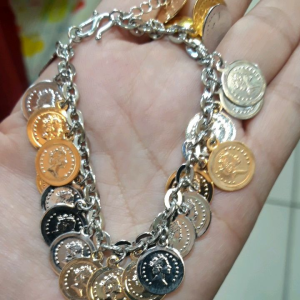 Gelang Rantai Koin Kokos: Perhiasan Wanita Versi Baru