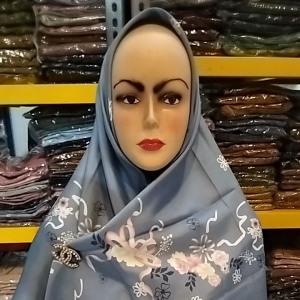 Hijab Segiempat Voal Motif Syari Sublim Printing 130×130 cm