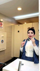 Max charm Double Lip Giaze Dabe Beaute