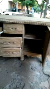 Bufet Salina Laci Tengah Mentah: Desain Minimalis Modern & Praktis