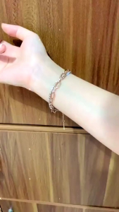 Gelang Bahan Titanium & Desain Premium: Pilihan Terbaik untuk Gaya Kasual