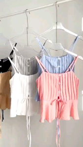 เสื้อ​สา​ยเดี่ยว​แต่ง​กระดุม