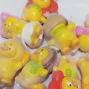 mainan squishy duck