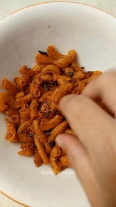 Makaroni bantet pedas daun jeruk 500 gr termurah enak