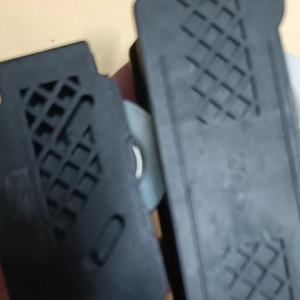 AC GLASS: SD BLACK NYLON ROLLER with Bearing Single or Double 1 pc Traditional Series for Aluminum Windows and Doors