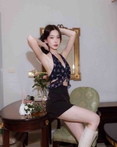 Secretwonderland Cecelia set