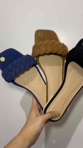 Carla(gamusa) flat Sandals