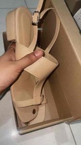 Heels Cindy Sandals