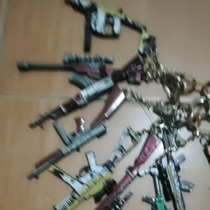 Gantungan Kunci PUBG: Pilihan Senjatah Warna