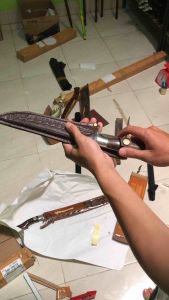 Pisau Fillet Daging Baja Gergaji Premium: Tajam & Tahan Lama