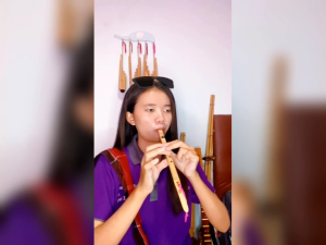 ปี่ภูไท AM มาตรฐาน ราคาถูก แนะนำ เสียงดี เสียงเป่า ดังกังวาล ขนาด 35 ซม. 🎁 พร้อมรับฟรี ของแถม เครื่องดนตรีอีสานและอื่นๆ