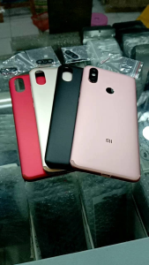 Tutup belakang atau Beckdor plus ring lensa camera Xiaomi Mi A2 atau Mi 6X