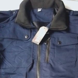 Jaket Bomber Keren & Nyaman: Gaya Kasual yang Berkualitas