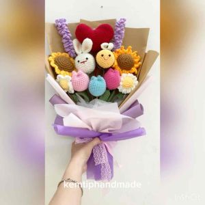 Bó hoa hồng trái tim nhiều kiểu bằng len handmade quà tặng