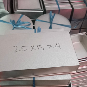 Loyang Lapis Surabaya Ukuran 25x15 cm Tinggi 4 cm Cetakan Kue Lapis Bahan Galvanis Galvalum Tebal Anti Lengket Harga Satuan Murah Meriah